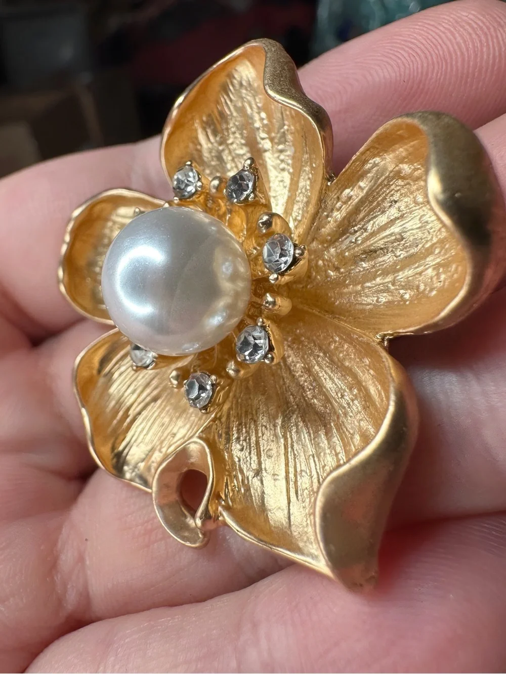 Gold Floral Pearl & Crystal Brooch - Women's Jewelry